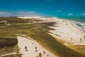 Leia mais sobre o artigo Lagoa do Cauipe: Um Refúgio Paradisíaco no Ceará